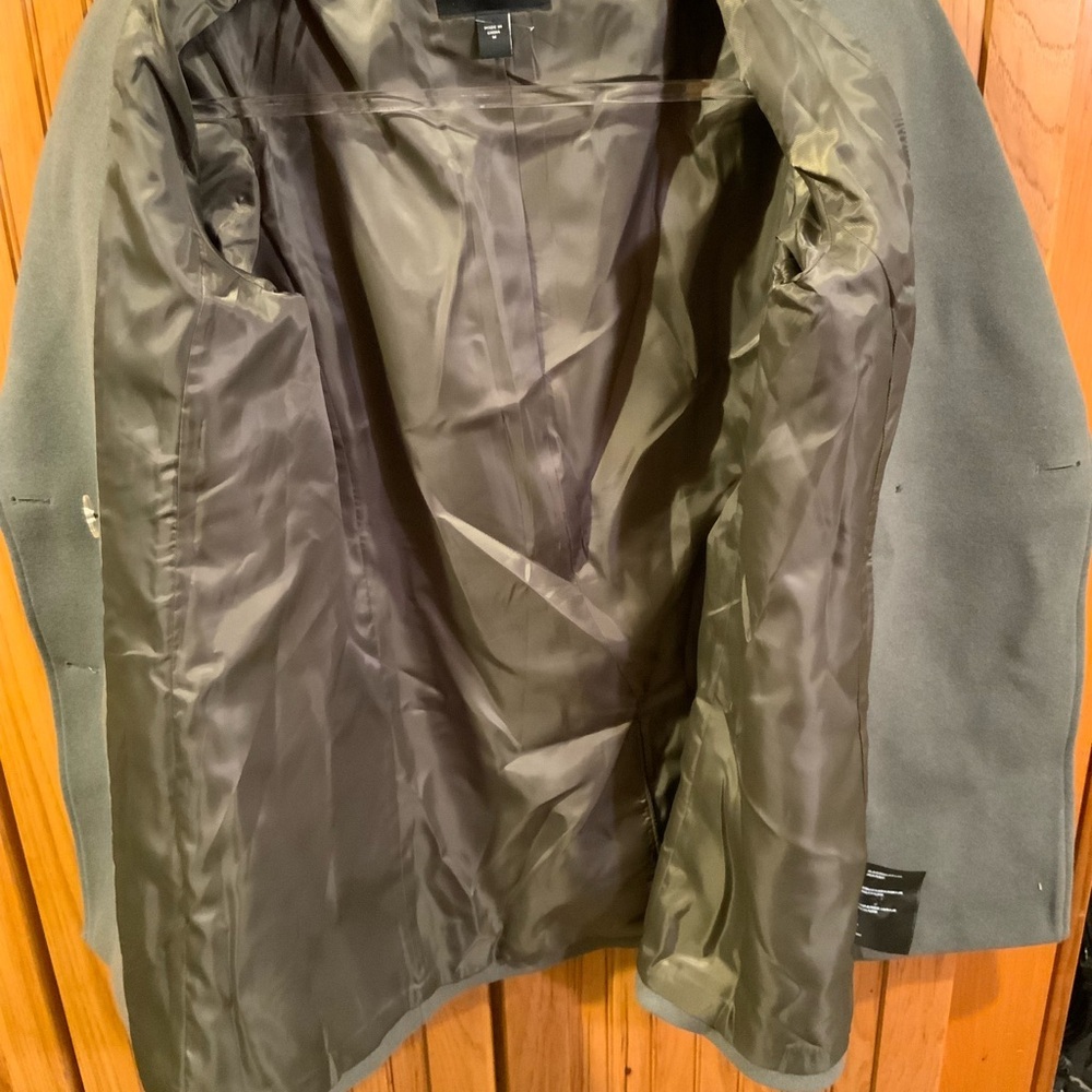 Bernardo Double-Breasted Gray Pea Coat - Picture 5 of 7